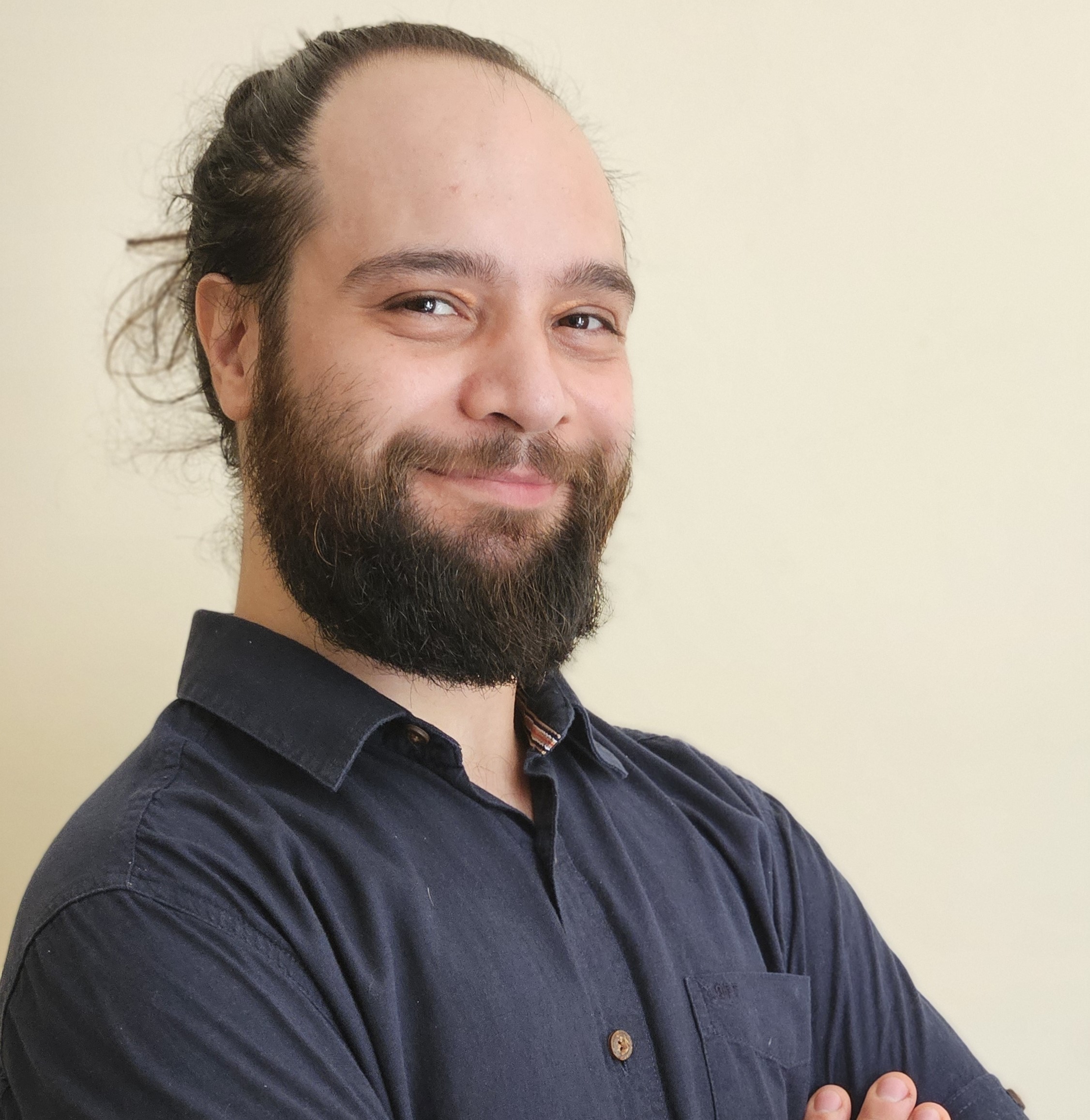 Mustafa Samet Sığırcı, Gründer und Entwickler von Maya Apps